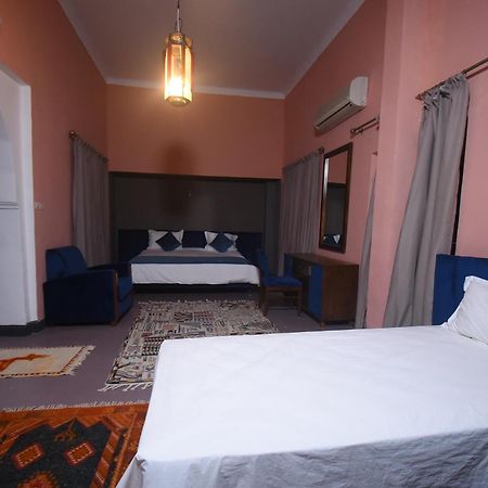 Kasbah Tifoultoute Tajda Luaran gambar
